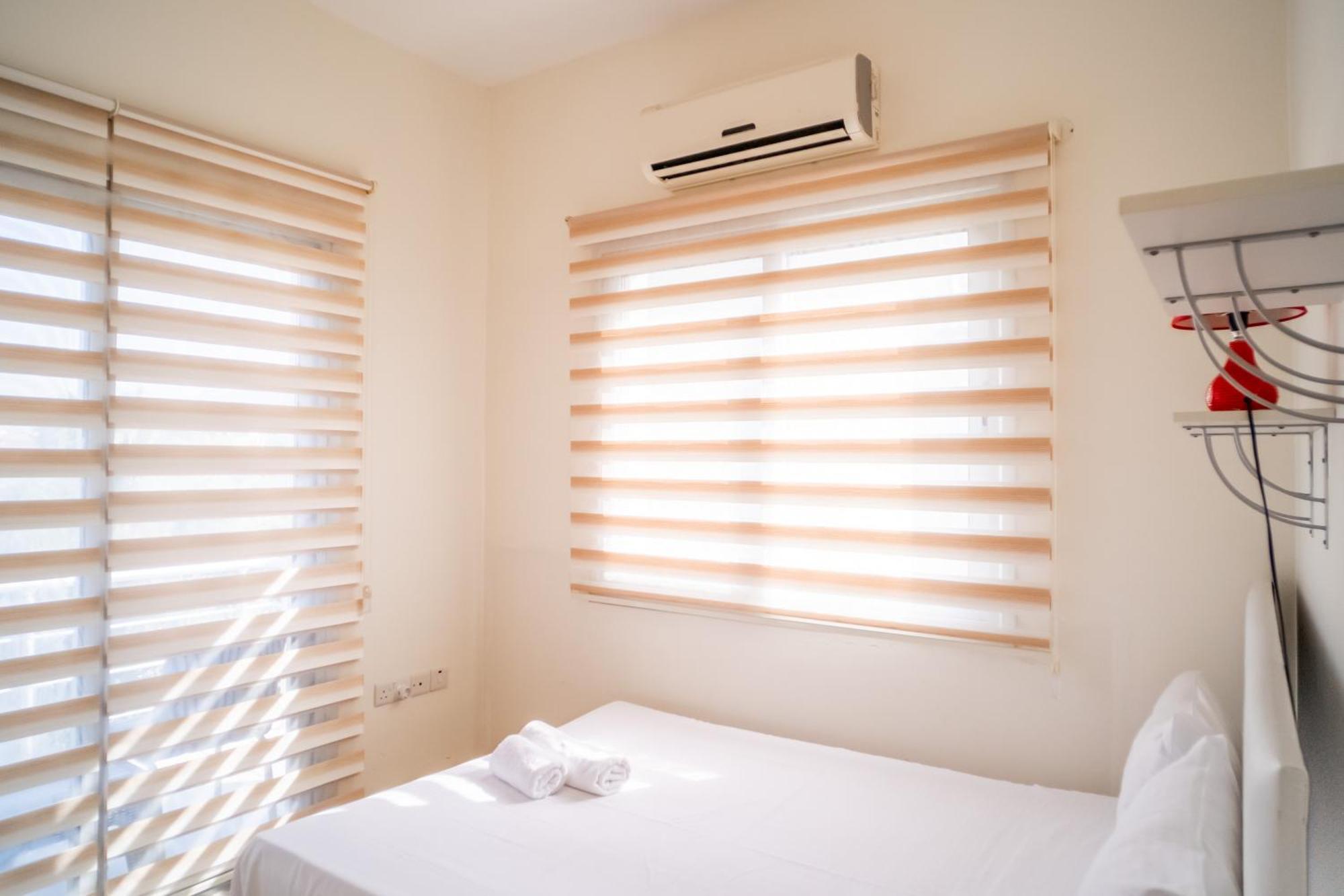 Romantiс Two-Bedroom Apartment With Sea View Girne Dış mekan fotoğraf