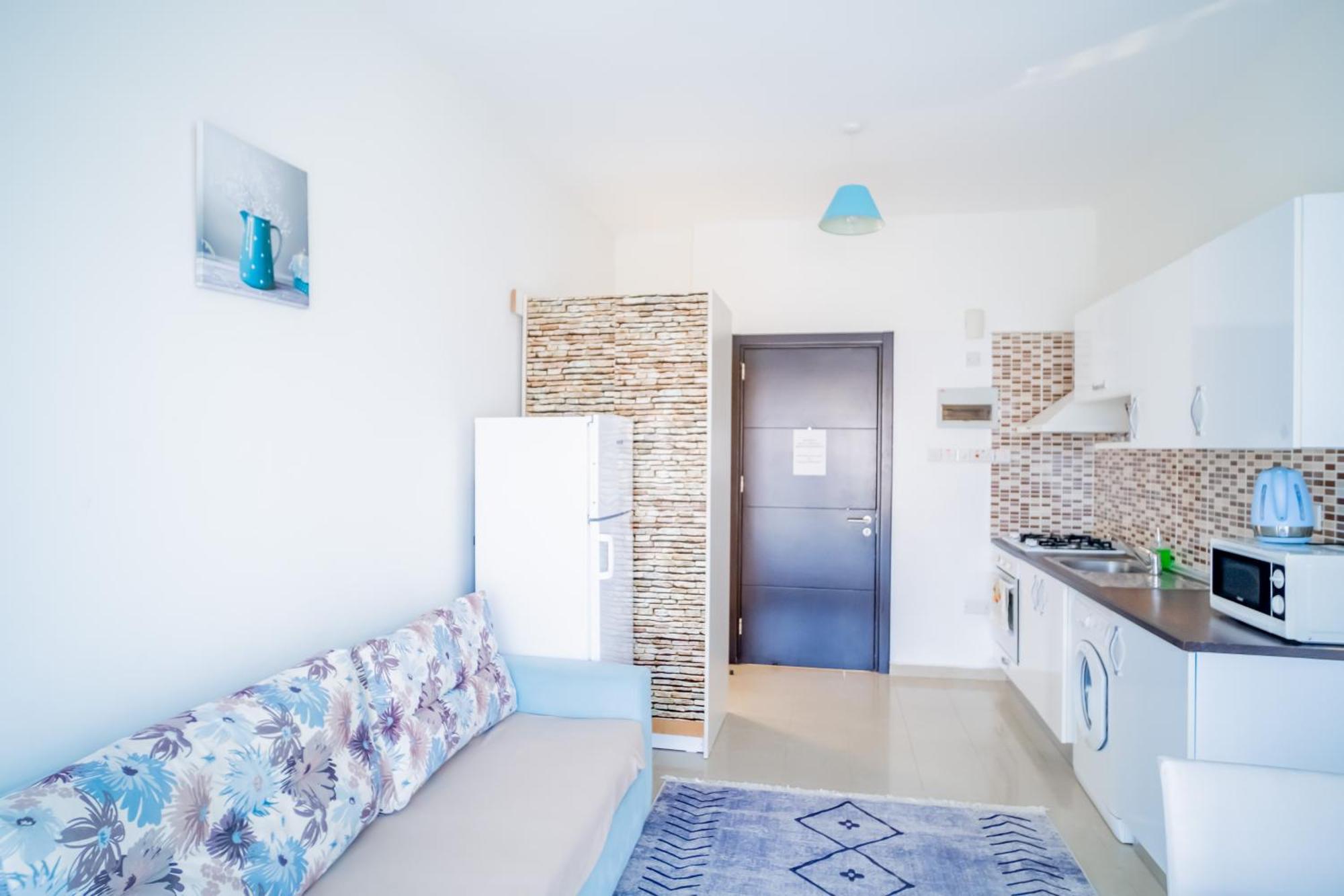 Romantiс Two-Bedroom Apartment With Sea View Girne Dış mekan fotoğraf